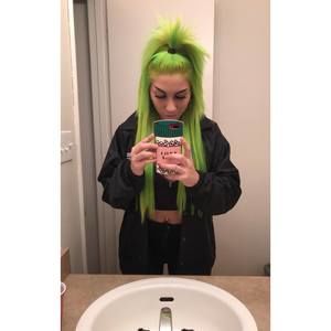 Meet your Posher, Veronica